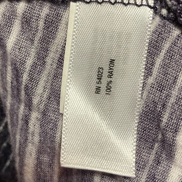 GAP M Boatneck Tee distressed stripe stretchy 8644 - Picture 6 of 6